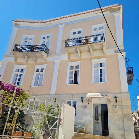 Hotel Omiros Ermoupoli Luaran gambar