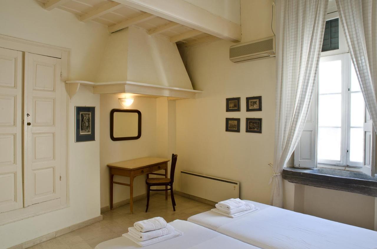 Hotel Omiros Ermoupoli Luaran gambar