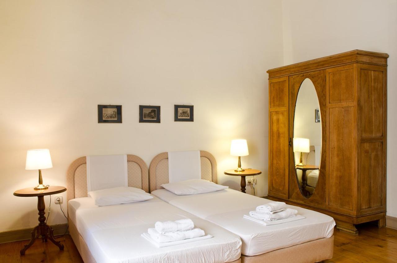 Hotel Omiros Ermoupoli Luaran gambar