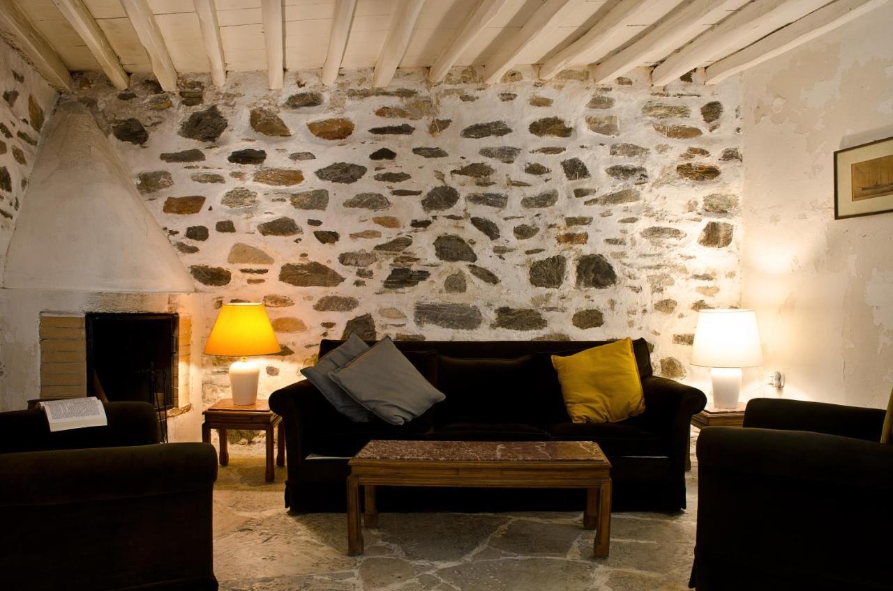 Hotel Omiros Ermoupoli Luaran gambar