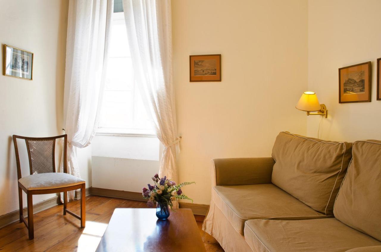 Hotel Omiros Ermoupoli Luaran gambar