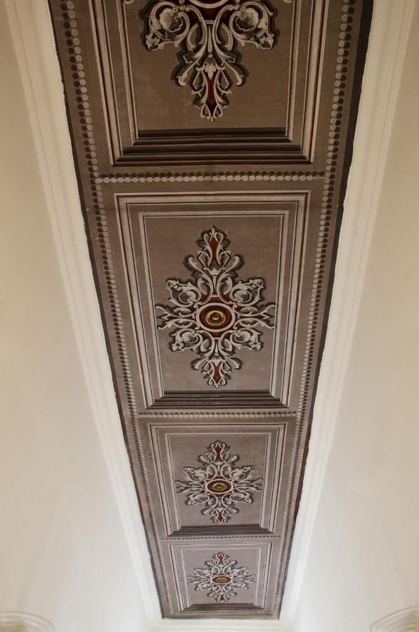 Hotel Omiros Ermoupoli Luaran gambar
