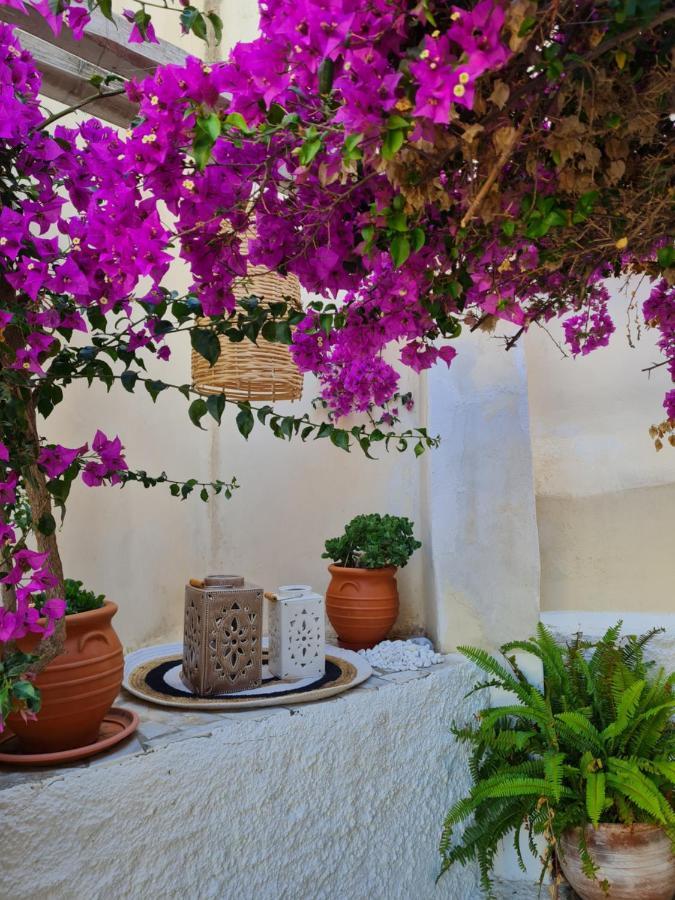 Hotel Omiros Ermoupoli Luaran gambar