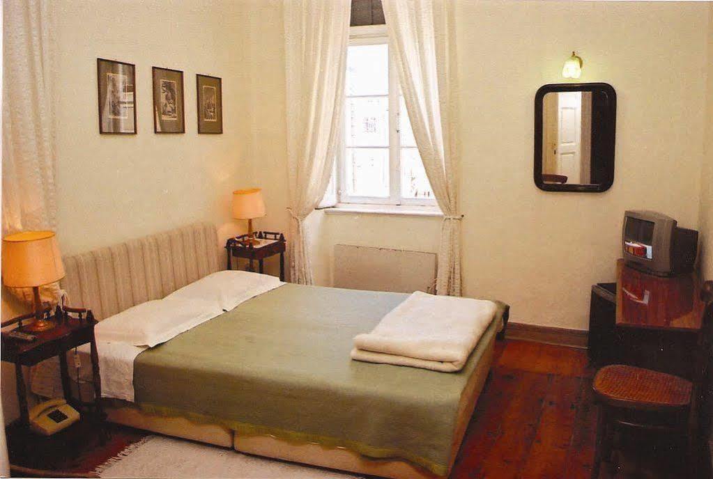 Hotel Omiros Ermoupoli Luaran gambar