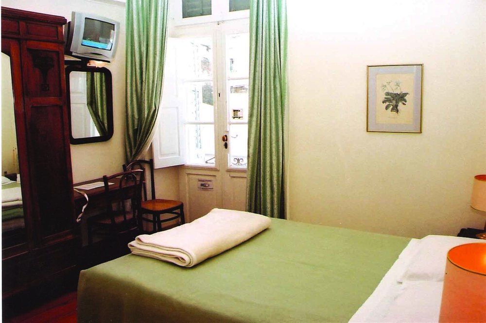 Hotel Omiros Ermoupoli Luaran gambar